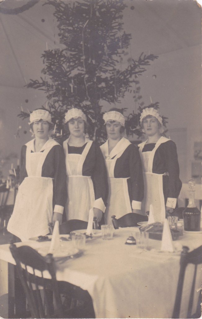 1910 Edwardian Christmas